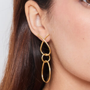 Oorbellen met een twist