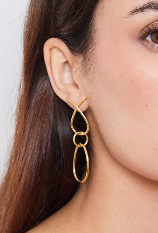 Oorbellen met een twist