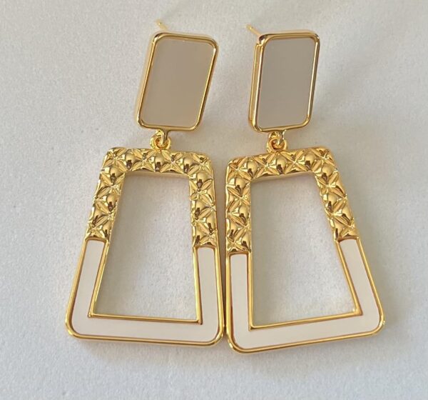 Rechthoekige statement oorbellen